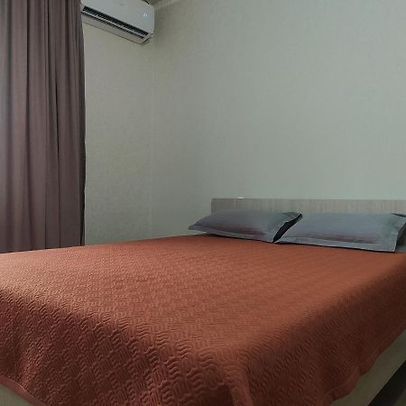 Aura On Sydykova Street 290 Apartment Bishkek Bagian luar foto